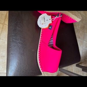 New with tags, Very comfortable